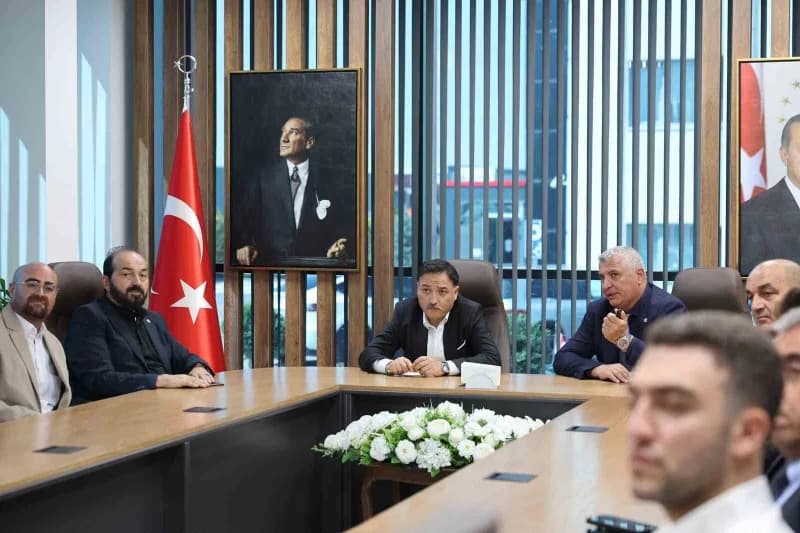 Kayseri Valisi Gökmen Çiçek, Mimarsinan Organize Sanayi Bölgesi’ni ziyaret ederek yürütülen çalışmalar hakkında bilgi al