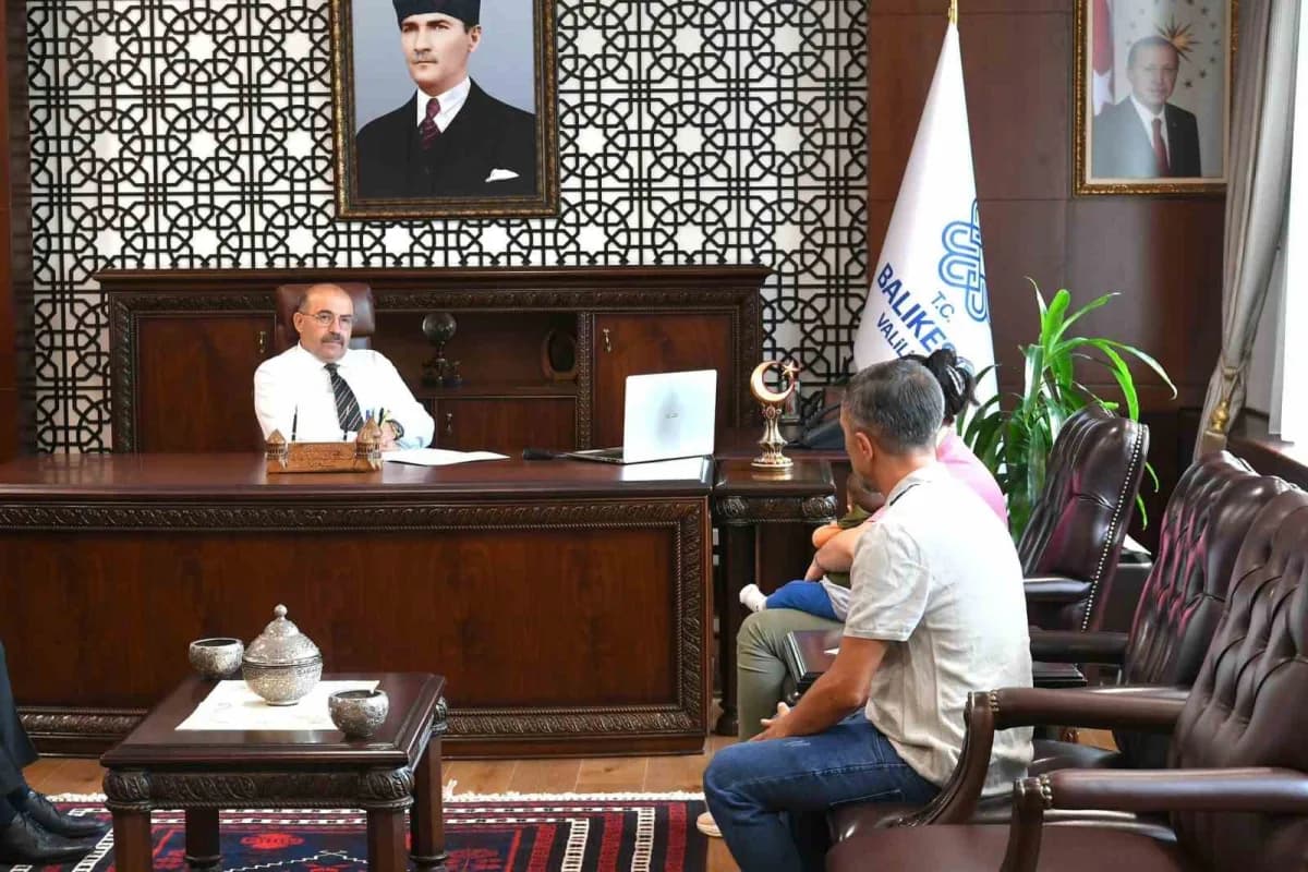 Vali Ustaoğlu vatandaşların taleplerini dinledi