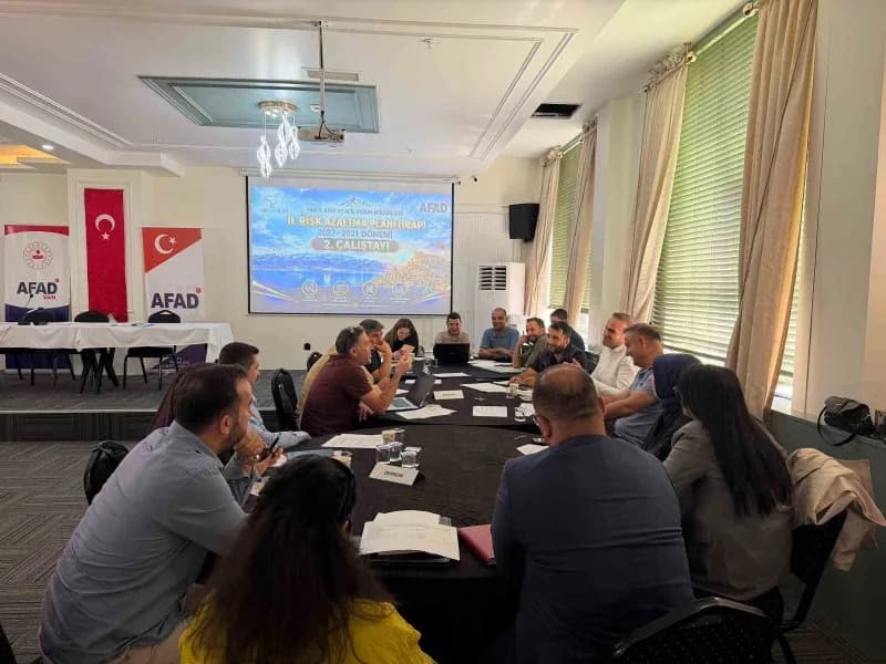 Van Afet ve Acil Durum (AFAD) İl Müdürlüğü ekipleri, İl Afet Risk Azaltma Planı (İRAP) kapsamında, 2027–2031 yıllarını k