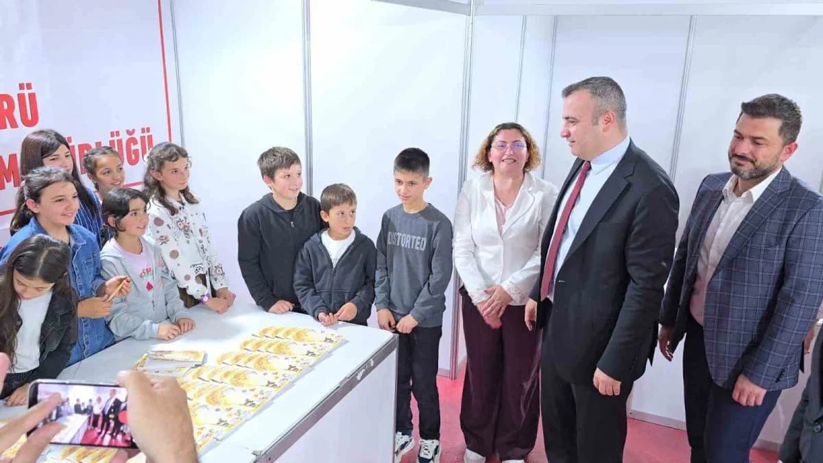 Stantları gezdiler
