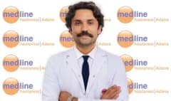 Dr. Selim Özgül sağlık konularında açıklama yaparken