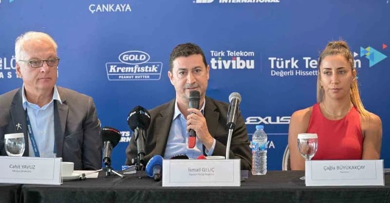 Ankara'da ilk kez Kadınlar Tenis Birliği (WTA 125) seviyesinde Türk Telekom Ankara Open açılış toplantısı düzenlendi.