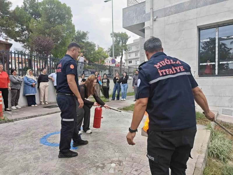 Yatağan Sosyal Hizmet Merkezi personeline yangın güvenliği eğitimi