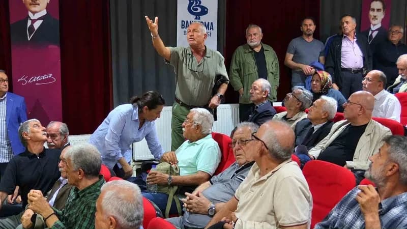 Mirza’nın konuşması sırasında bazı üyelerin sözlü müdahalede bulunması