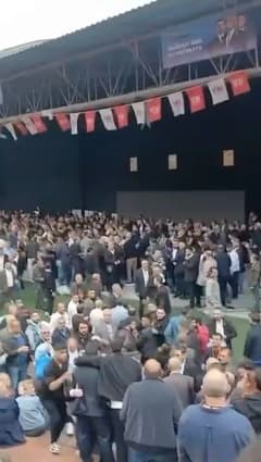 Yeni Parti Esenyurt İlçe Kongresi sırasında yaşanan gerginlik ve iptal edilen seçim