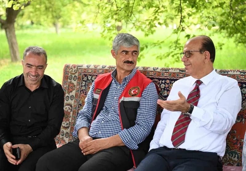 Başkan Geçit, "Yeşilyurt’un her noktasında çalışmalarımız devam ediyor"