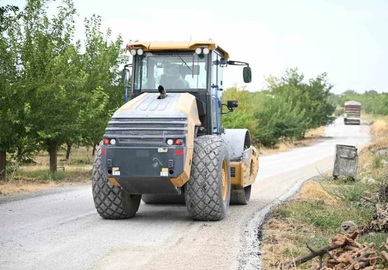 Başkan Geçit, "Yeşilyurt’un her noktasında çalışmalarımız devam ediyor"