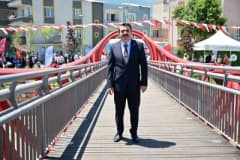 Yıldırım Belediyesi tarafından yapılan kentsel dönüşüm ve gençlik merkezi yatırımlarından bir görünüm