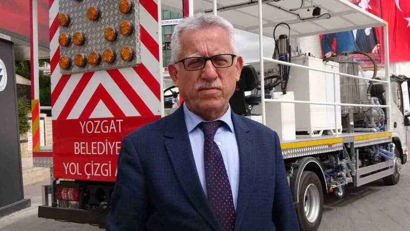 Yozgat Belediyesi, araç filosunu yeni bir yol çizgi aracıyla güçlendirdi. -(Yozgat Belediye Başkanı Kazım Arslan)-