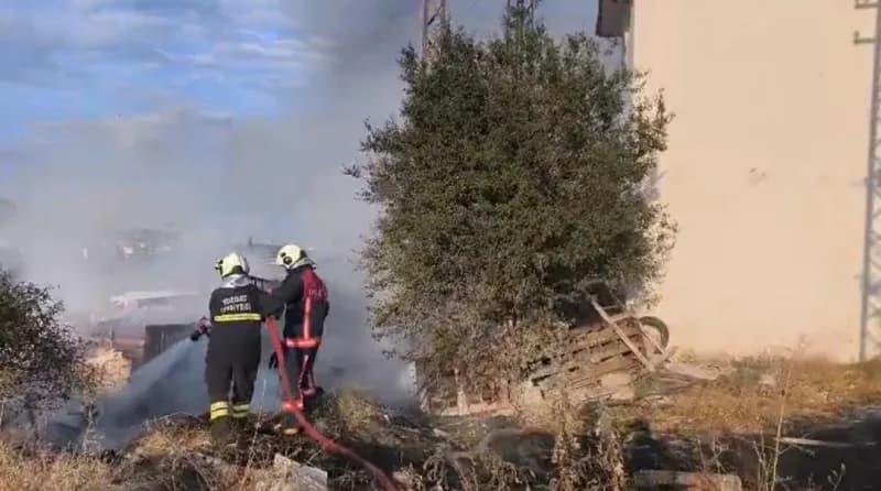 Yozgat sanayi bölgesinde trafoda patlama sonrası çıkan yangın ve müdahale eden itfaiye ekipleri
