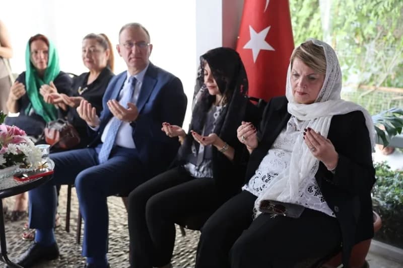 Sanat Güneşi Zeki Müren, vefatının 30. Yılında Bodrum’da dualarla anıldı