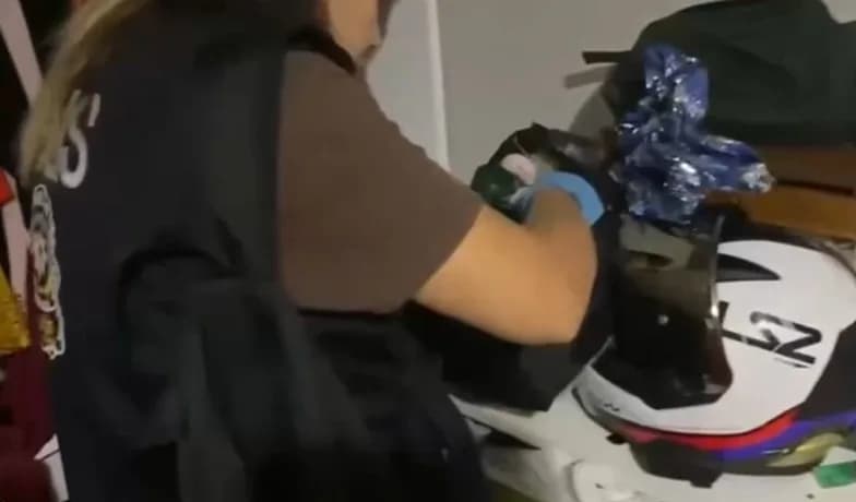 15 ilde düzenlenen nitelikli dolandırıcılık operasyonunda ele geçirilen malzemeler ve yakalanan şüpheliler