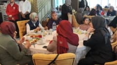 Ankara’da 15 Temmuz şehitlerinin eşleri ve ailelerinin kahvaltı programında bir araya gelmesi