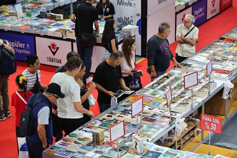 Antalya Büyükşehir Belediyesi tarafından bu yıl "Bugünü Oku, Geleceği Yaz" temasıyla 16'ncısı gerçekleştirilen Antalya K