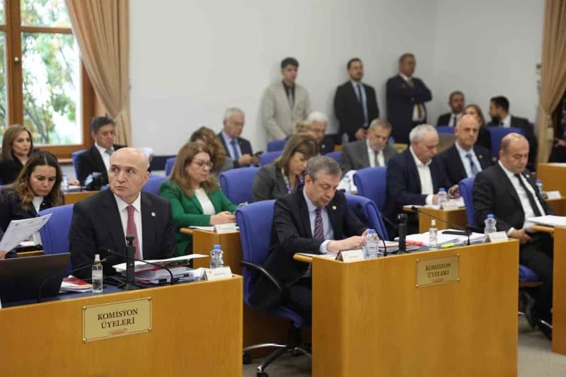 Cumhurbaşkanı Yardımcısı Cevdet Yılmaz, "2027 Yılı bütçemizde özellikle emeklilerimizi önceliklendir