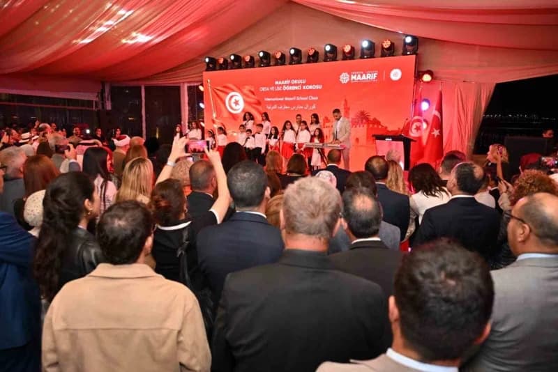 29 Ekim Cumhuriyet Bayramı, Türkiye'nin Tunus Büyükelçiliği’nde bir resepsiyon kutlandı.