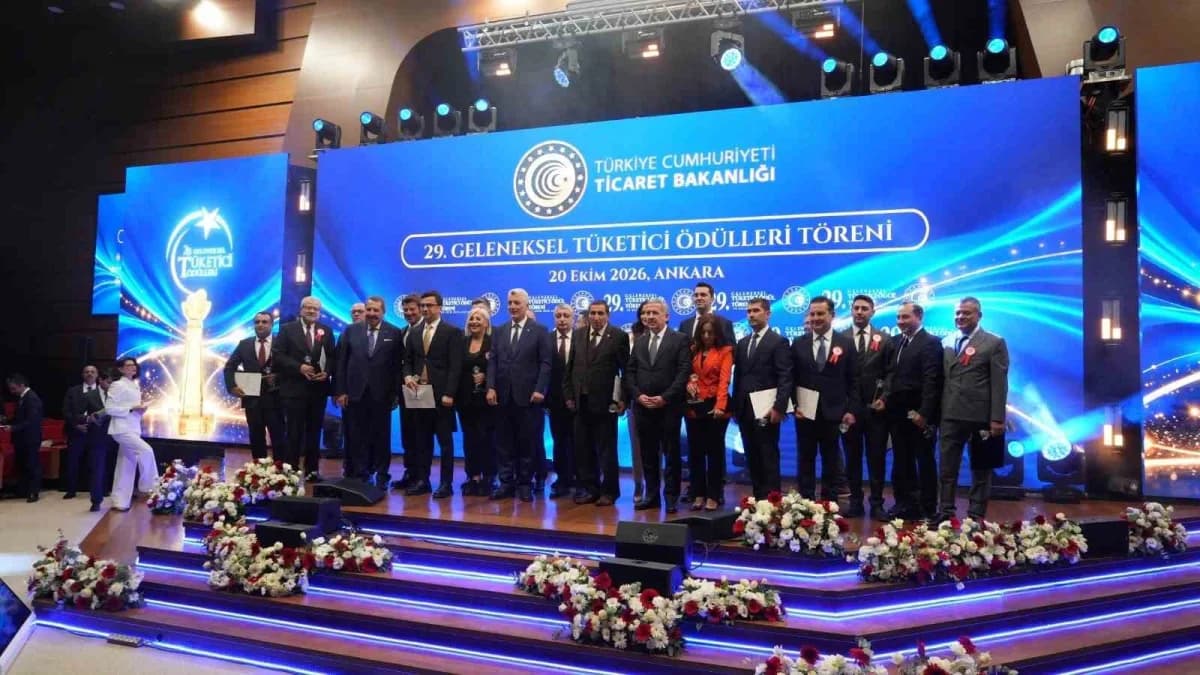 Ticaret Bakanlığı'nca düzenlenen 29. Geleneksel Tüketici Ödülleri ile Türkiye Geneli Ortaokullar Arası Resim Yarışması Ö