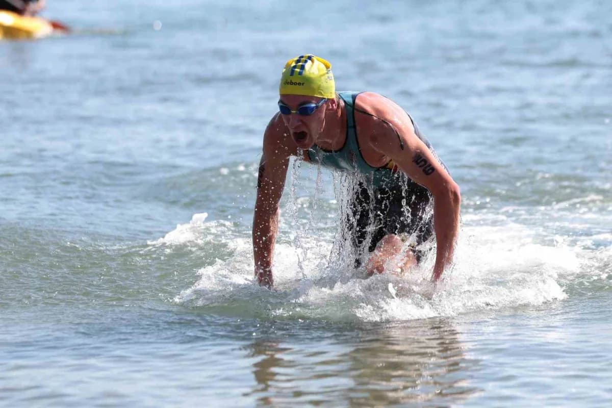 Türkiye Triatlon Federasyonu ve Alanya Belediyesi iş birliğiyle düzenlenen 35. Uluslararası Alanya T