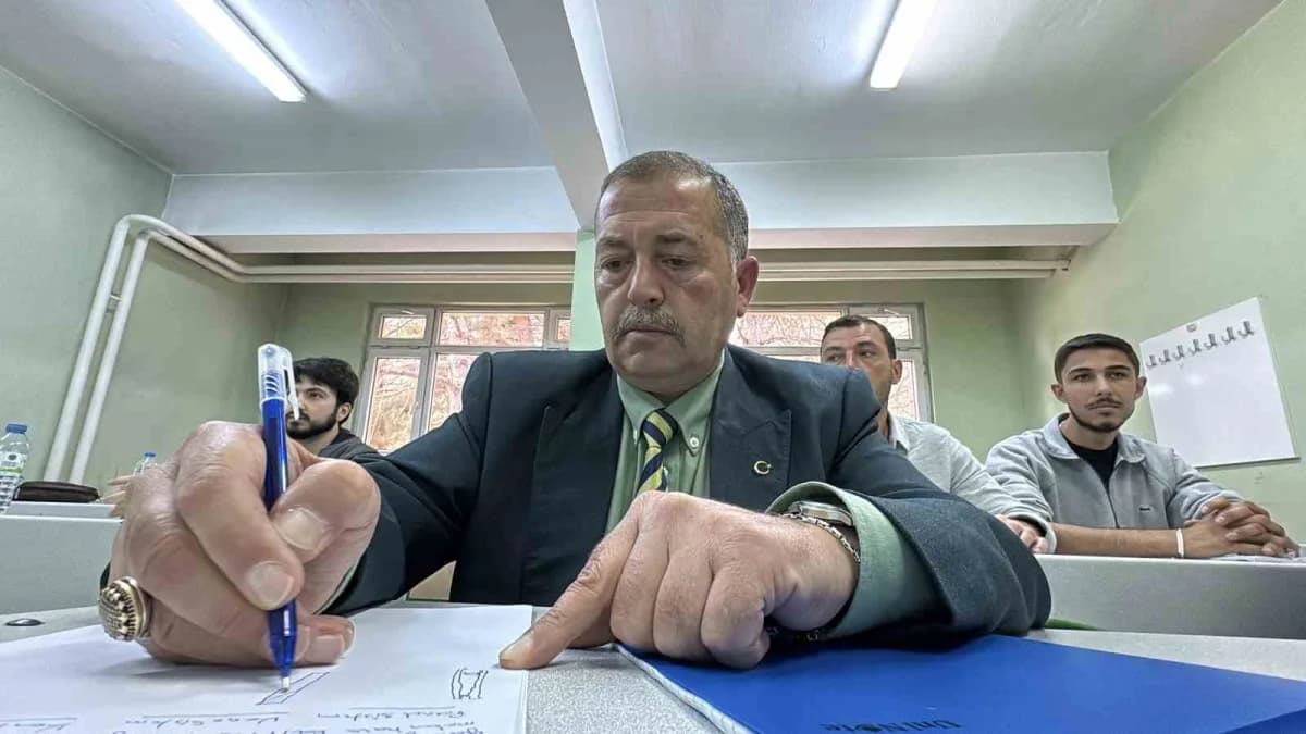Vahap Akyol