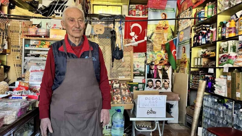 Karabük'ün Safranbolu ilçesinde yaşayan 80 yaşındaki Muzaffer Aydın