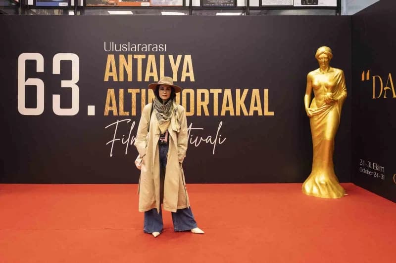 "Kökler, Işık ve Kamera" adlı bölümdeki ilk gösterimler bugün Atatürk Kültür Merkezi (AKM) Perge Sal