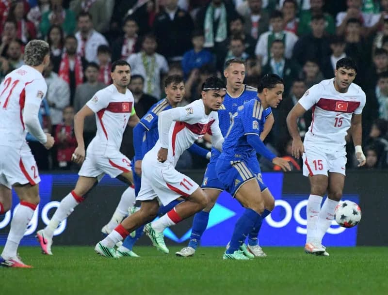 A Milli Futbol Takımı oyuncuları İtalya deplasmanında UEFA Uluslar Ligi maçına hazırlanıyor