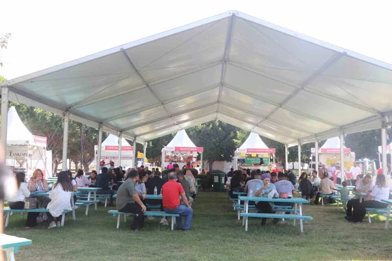 Adana'da bu sene 10'uncusu düzenlenen "Uluslararası Adana Lezzet Festivali" başladı. Festivalde 3 gün boyunca çeşitli le