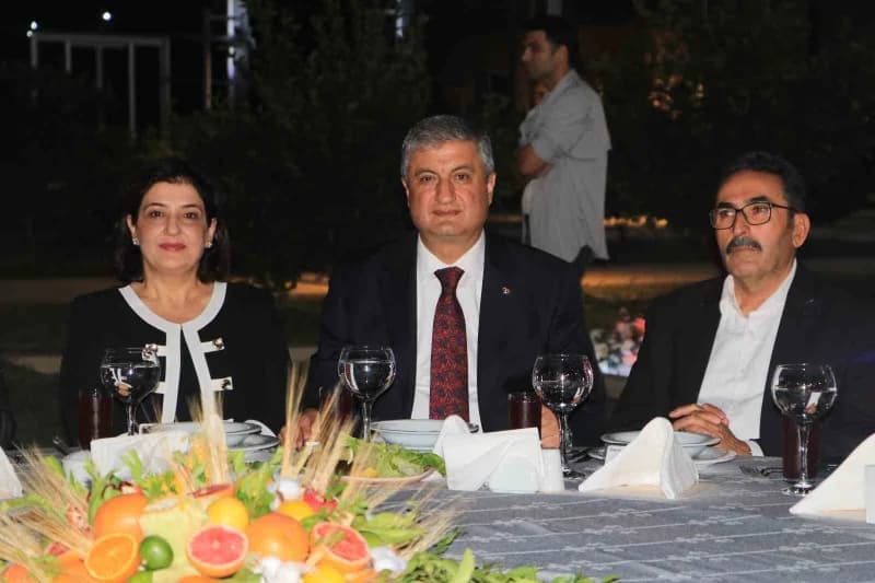 Adana Valisi Mustafa Yavuz ve beraberindekiler