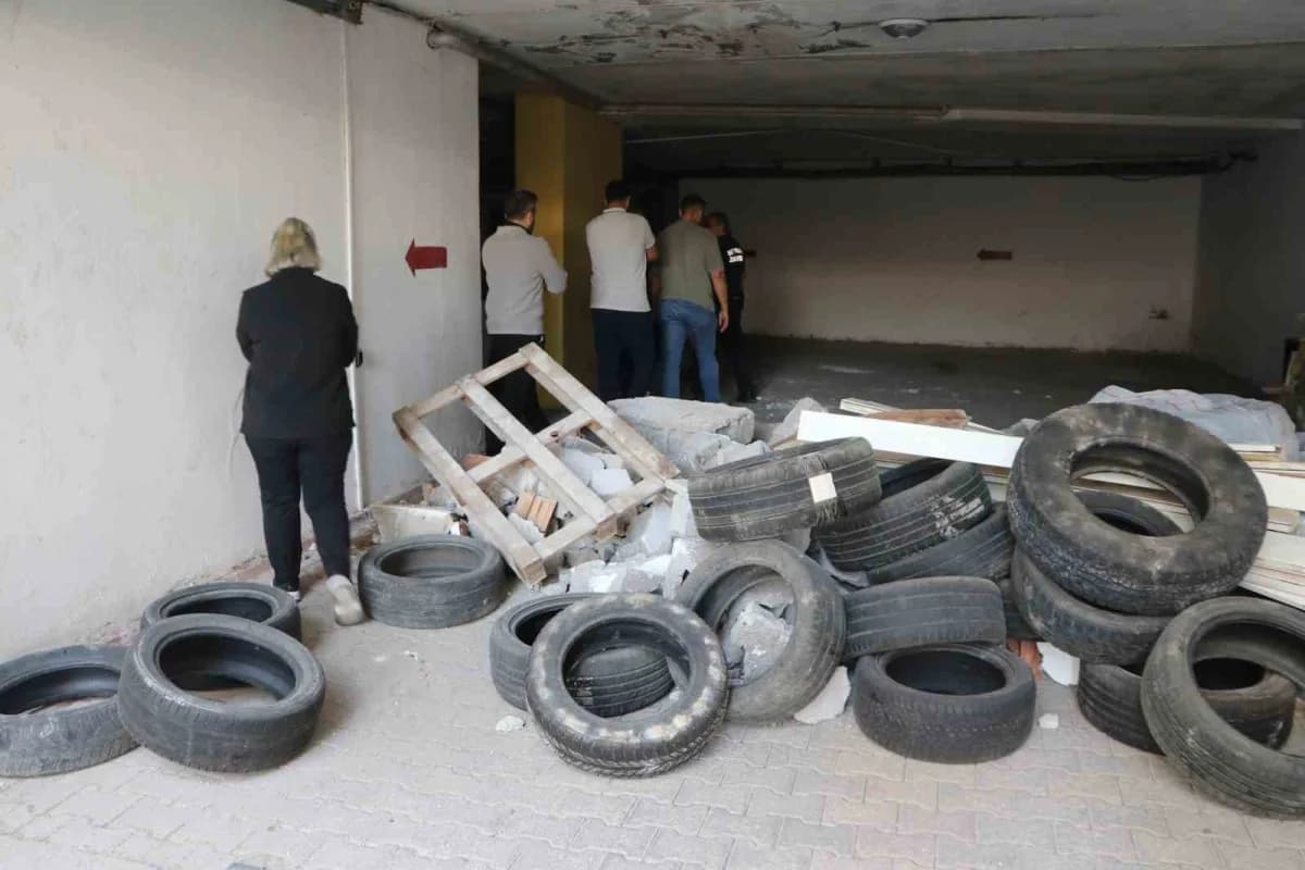 Adana’da iki İş Merkezi arasında ortak olduğu öne sürülen kapalı otoparkın kullanımı nedeniyle başla