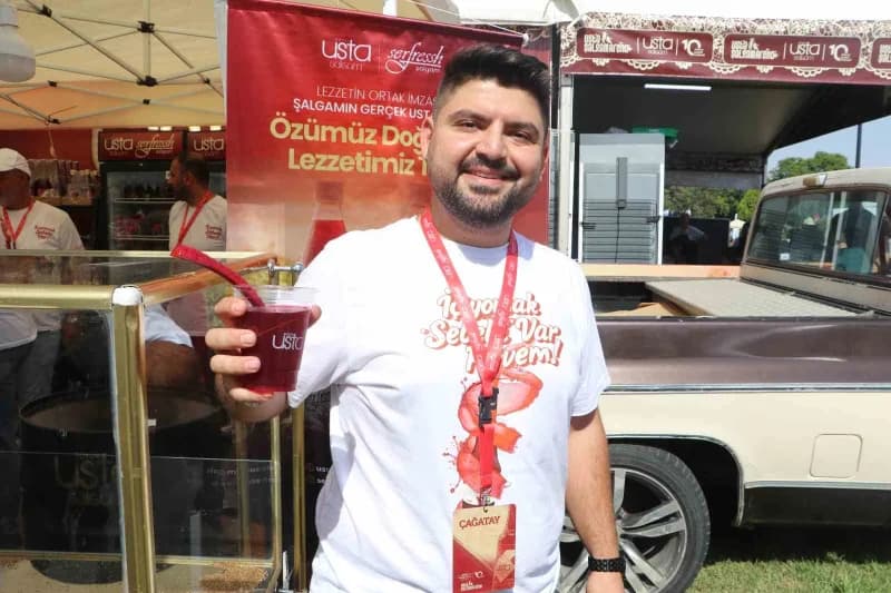 Konuyla ilgili İHA muhabirine konuşan Büyük Usta & Serfressh Şalgam Firması Yetkilisi Çağatay Tanır, Adana Lezzet Festiv