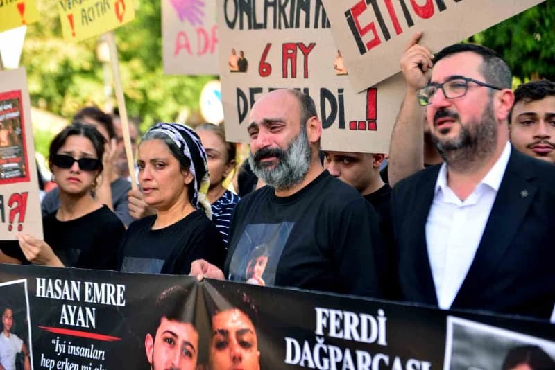 Adana'da ters şeritten hızla gelerek motosiklete çarpıp 2 gencin ölümüne yol açan sürücünün tahliye