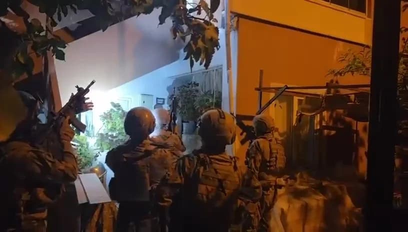 Adana merkezli 11 ilde 16 boyunca yapılan teknik ve fiziki takibin ardından ‘yıkamacılar’ silahlı suç örgütüne şafak vak