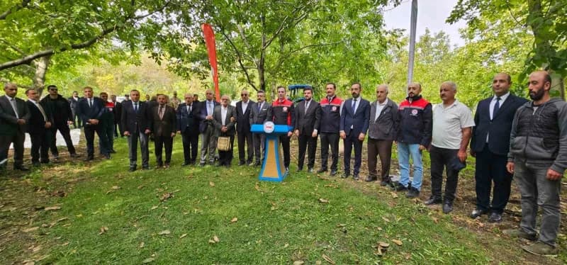 Bitlis’in Adilcevaz ilçesinde kendine özgü lezzeti ve kalitesiyle öne çıkan coğrafi işaret tescilli Adilcevaz cevizinde