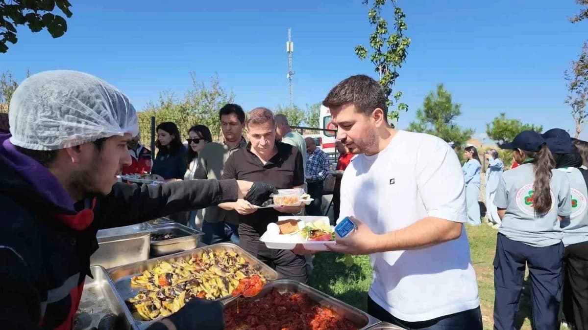 Adıyaman’ın Kahta ilçesinde, sağlıklı yaşamı teşvik etmek ve öğrencilerin doğayla bağını güçlendirmek amacıyla düzenlene