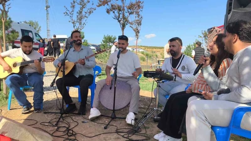 Adıyaman’ın Kahta ilçesinde, sağlıklı yaşamı teşvik etmek ve öğrencilerin doğayla bağını güçlendirmek amacıyla düzenlene