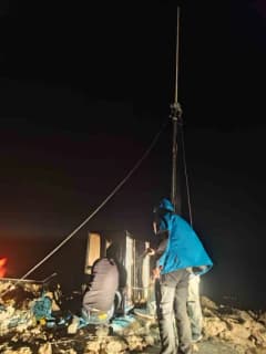 Adıyaman Ulubaba Tepesi’nde kurulan UHF rölesi antenleri ve çevresi