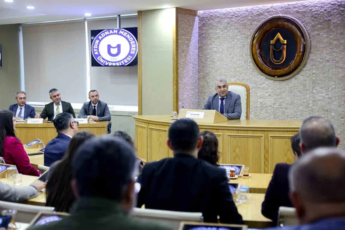 Aydın Adnan Menderes Üniversitesi’nde meslek yüksekokullarının akreditasyon toplantısı yapılıyor