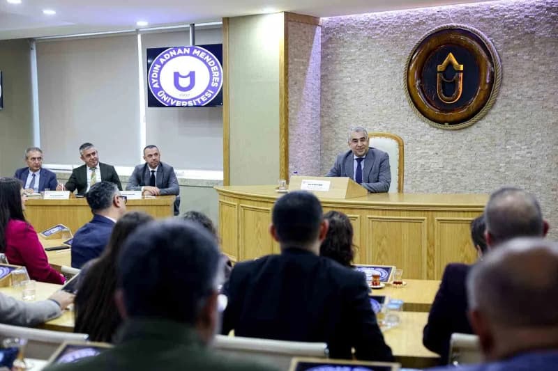 Aydın Adnan Menderes Üniversitesi’nde meslek yüksekokullarının akreditasyon toplantısı yapılıyor