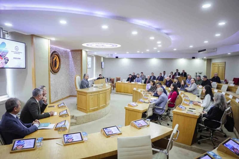 Aydın Adnan Menderes Üniversitesi'nde (ADÜ) 6 meslek yüksekokulundaki çeşitli programların Akreditas