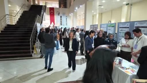 Niğde Ömer Halisdemir Üniversitesi’nde çevre dostu projelerin tanıtıldığı etkinlikten görüntü