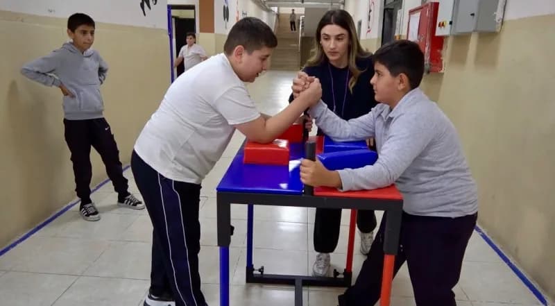 AGAH Projesi kapsamında 171 okula 22 bin 200 Spor malzemesi ulaştırıldı.