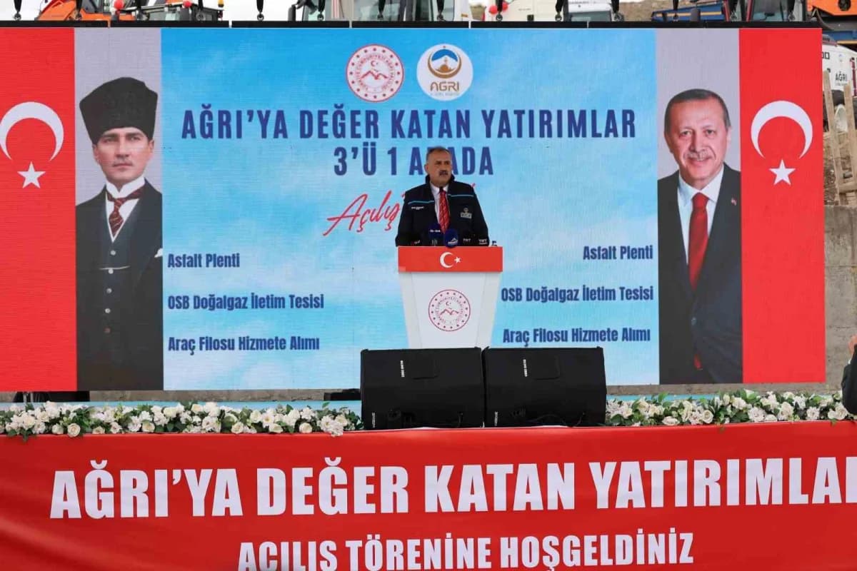 Ağrı Valisi Önder Bozkurt