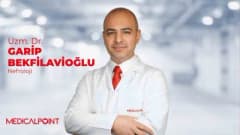 Medical Point Gaziantep Hastanesi Nefroloji Uzmanı Uzm. Dr. Garip Bekfilavioğlu açıklama yaparken