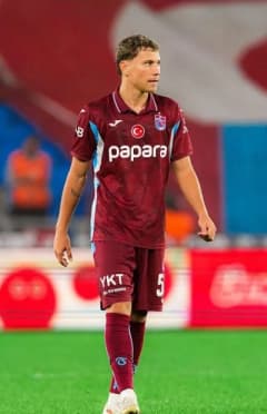 Ahmet Cemil Güren, Trabzonspor formasıyla sahada mücadele ederken