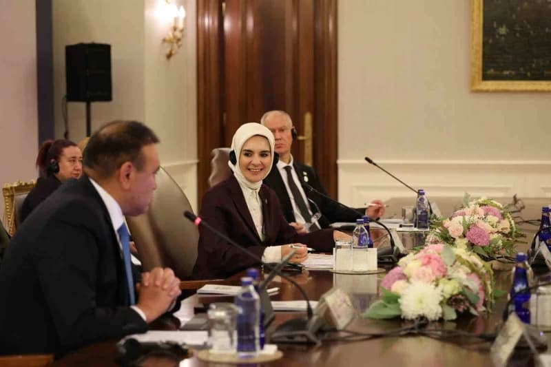 Aile ve Sosyal Hizmetler Bakanı Mahinur Özdemir Göktaş, "Emine Erdoğan hanımefendi’nin himayelerinde