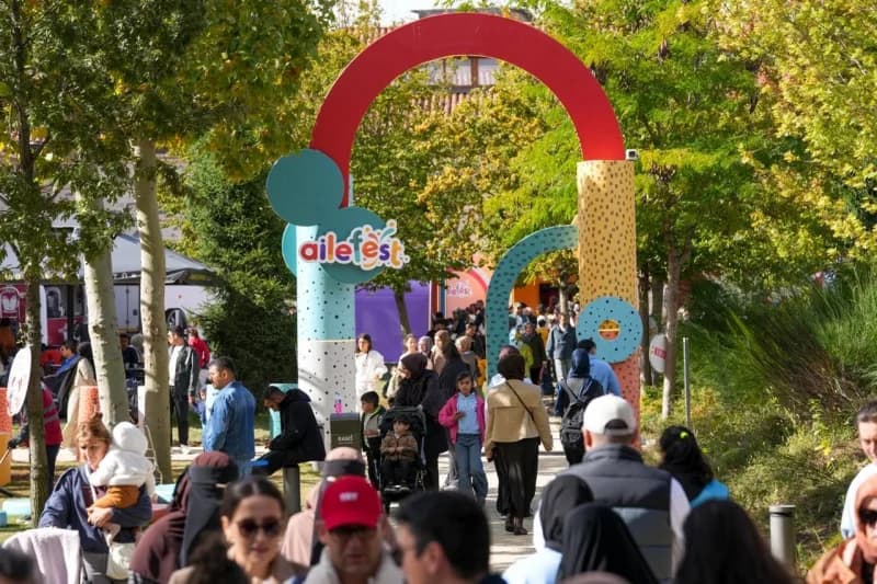 Türkiye Gönüllü Teşekküller Vakfı tarafından düzenlenen AileFest, hafta sonunda On binlerce ziyaretçiyi ağırladı.
