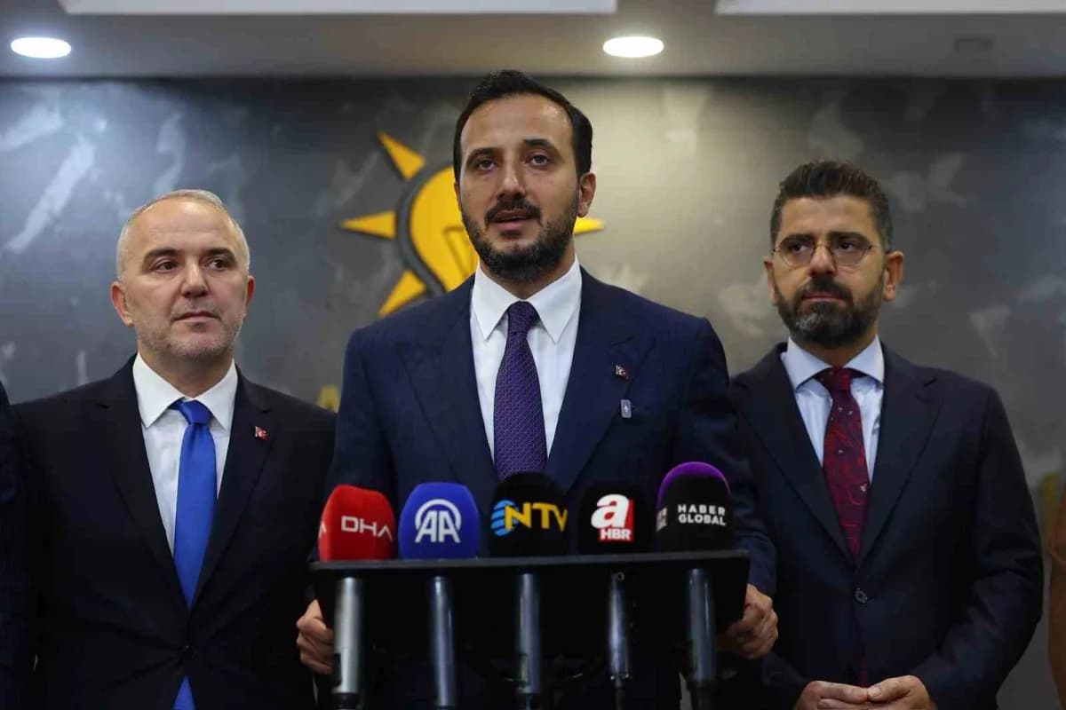 AK Parti İstanbul İl Başkanı Özdemir, Eyüpsultan Belediyesi’ndeki Başkanvekilliği seçiminde Cumhur İttifakı adayının 1 o