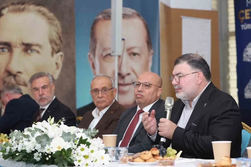 AK Parti İzmir İl Başkanı Bilal Saygılı, 40’a yakın STK temsilcisi ile bir araya geldiği toplantıda,
