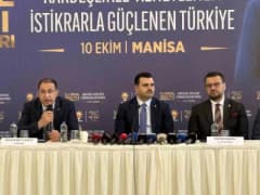 AK Parti Genel Başkan Yardımcısı Eyyüp Kadir İnan Manisa’da basın toplantısında konuşuyor