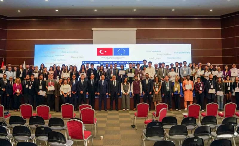 Hacettepe Üniversitesi Tunçalp Özgen Kongre ve Kültür Merkezinde gerçekleştirilen iki günlük programa Göç İdaresi Başkan